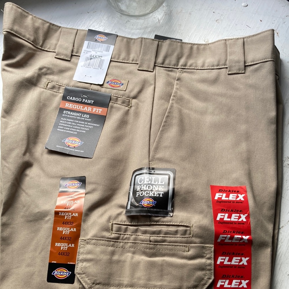 COPY - COPY - Dickies cargo pants 44x32 New with tags